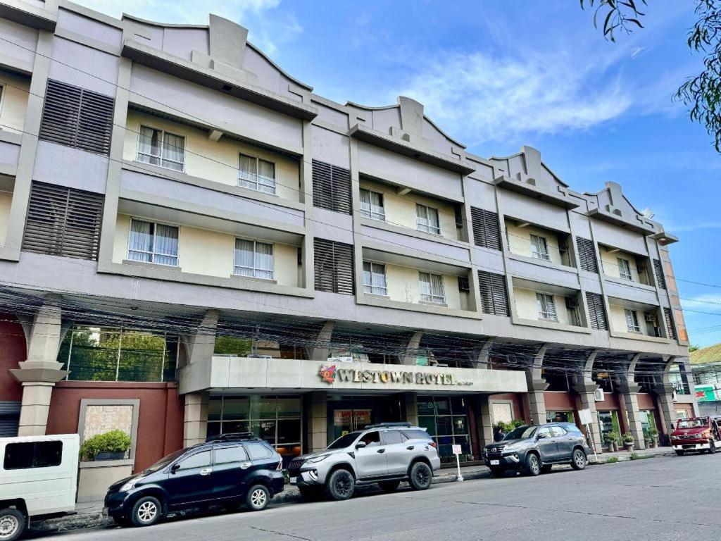 โรงแรมเอ็มโอ2 เวสทาวน์ ซานจวน บาโคลอด ภายนอก รูปภาพ