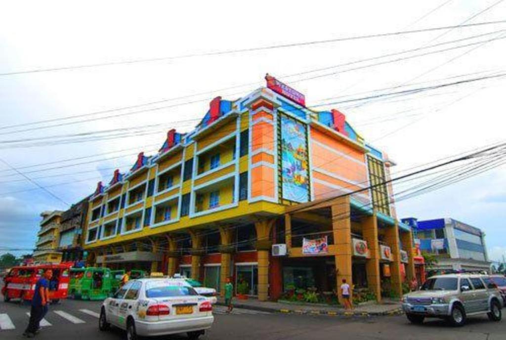 โรงแรมเอ็มโอ2 เวสทาวน์ ซานจวน บาโคลอด ภายนอก รูปภาพ